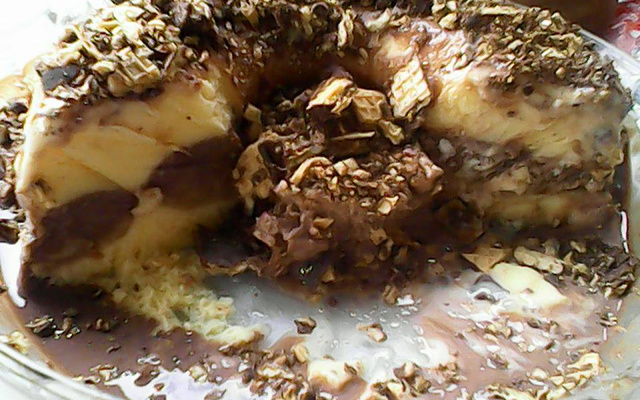 Bolo de sorvete com brigadeiro