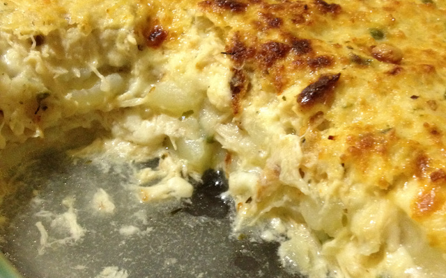 Frango com batatas e molho branco