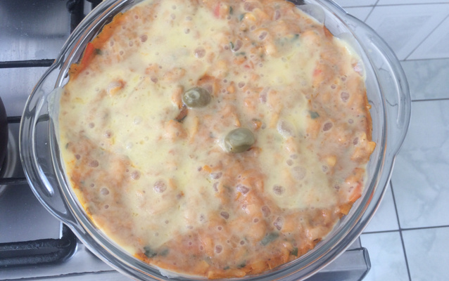 Escondidinho de bacalhau com angu