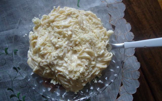 Macarrão alho e óleo divino