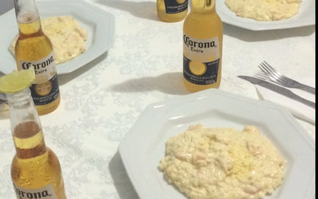 Arroz com camarão ao creme de queijo