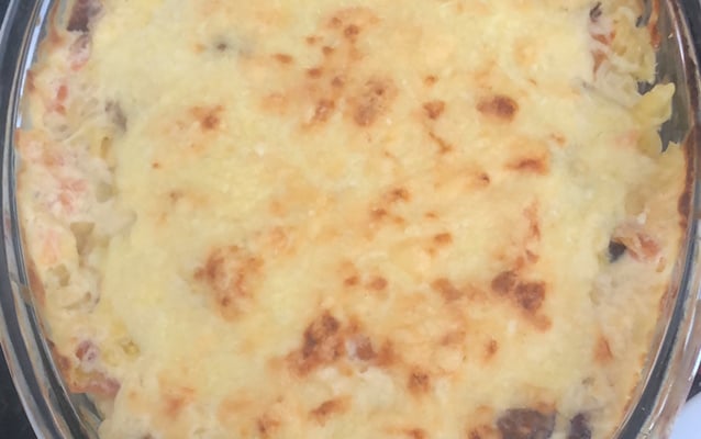 Macarrão ao forno com bacon e mussarela