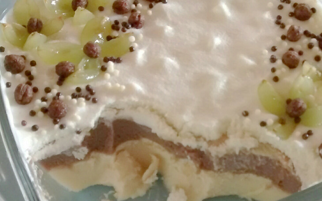 Pavê misto de biscoito de maisena