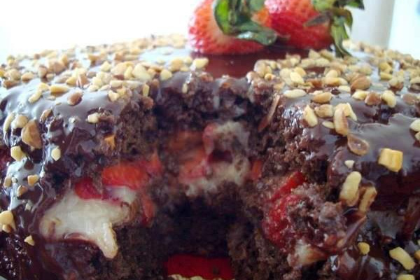 Bolo tentação de morango