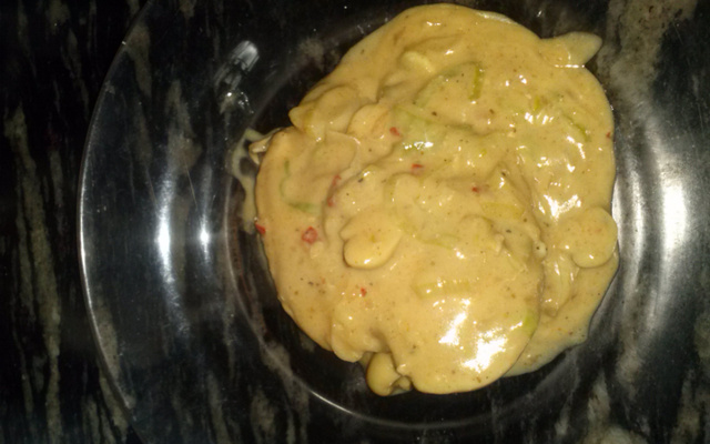 Frango ao molho de alho poró e champignon