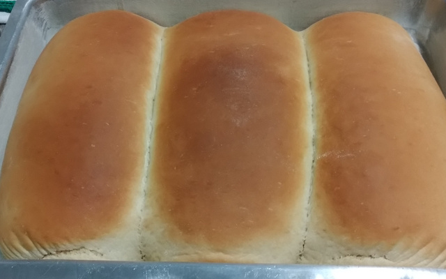 Pão caseiro simples