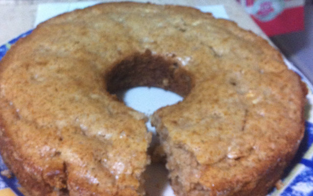 Bolo de maçã molhadinho sem ovos