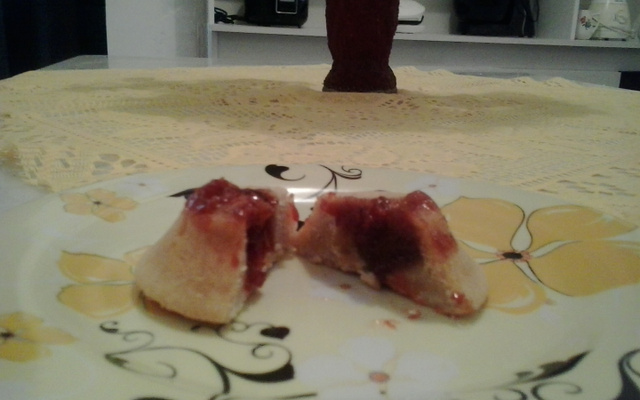 Bolinho de chuva assado com goiabada