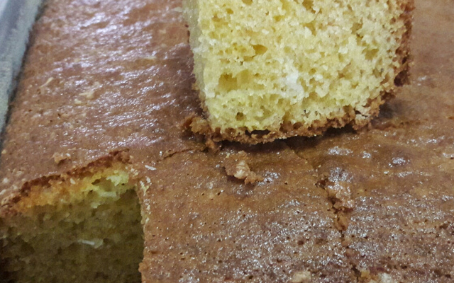 Bolo de fubá com coco fácil