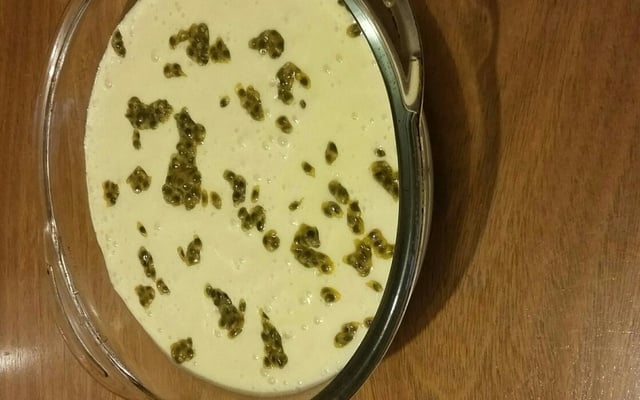 Mousse de maracujá sem gelatina super fácil