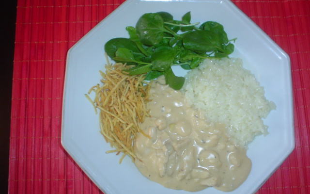 Estrogonofe da Lidinha - aos 4 queijos