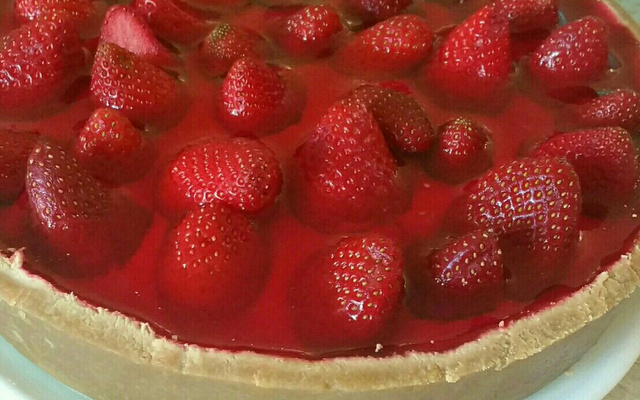 Torta gelada de morango