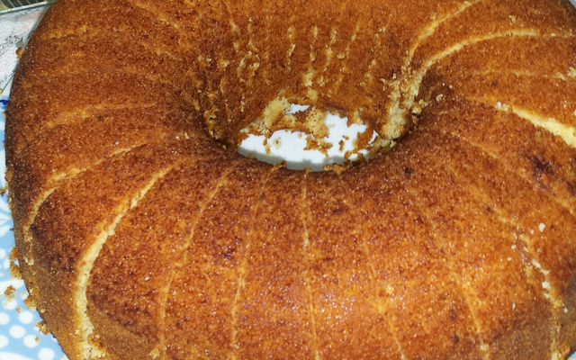 Bolo de fubá cozido