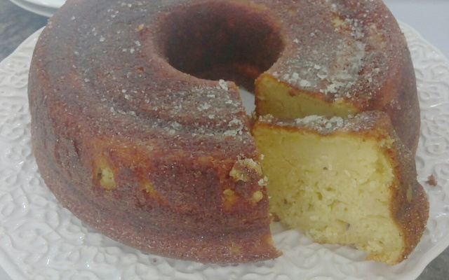 Bolo de milho cremoso fácil