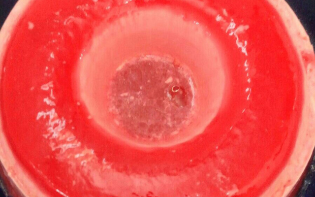 Pudim de gelatina de morango