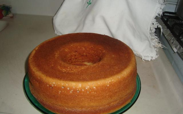 Bolo simples de banana e maçã