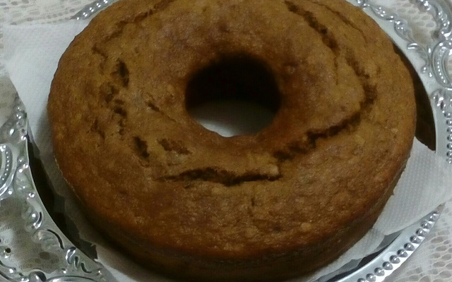 Bolo integral de banana e castanha