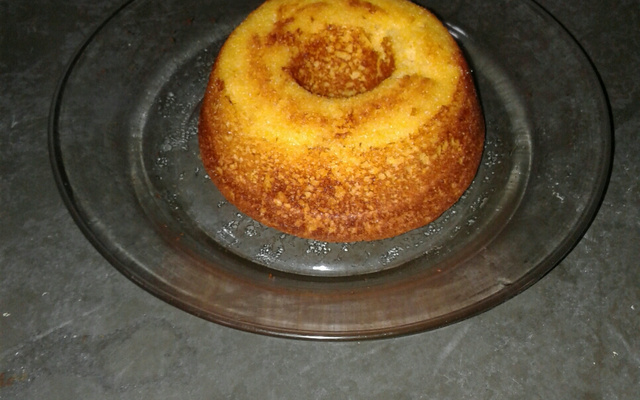 Bolo de milho feito com cuscuz