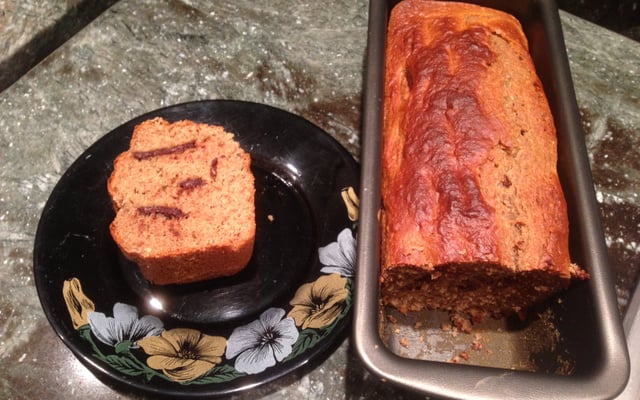 Bolo integral de banana com chocolate