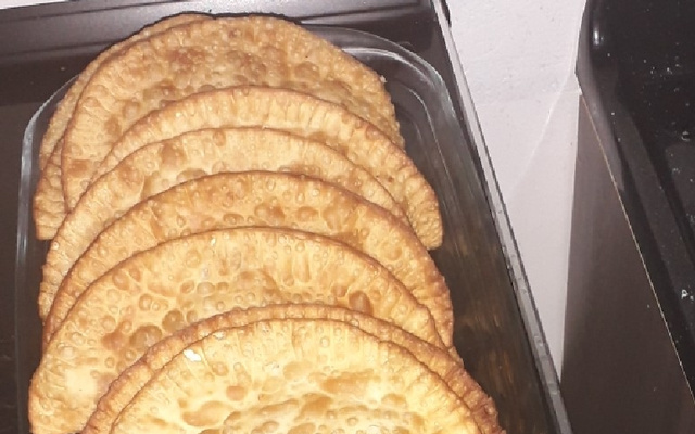 Pastel frito by Dani e Celio