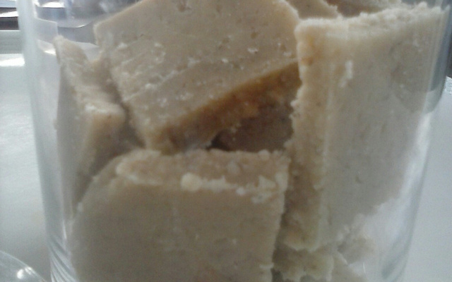 Doce de leite com coco de corte