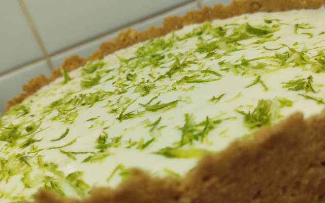 Torta mousse de limão