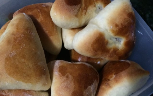 Esfiha de carne adaptada (receita turca)