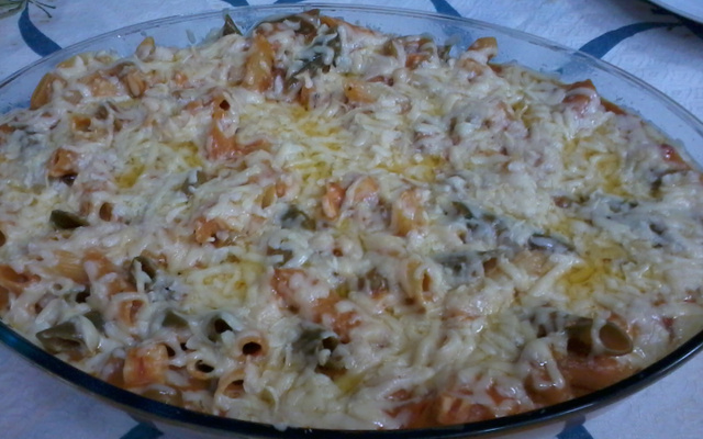 Macarrão cremoso ao forno