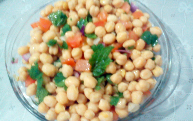 Salada de grão-de-bico