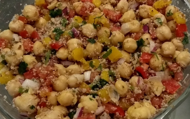 Salada de grão-de-bico Especial