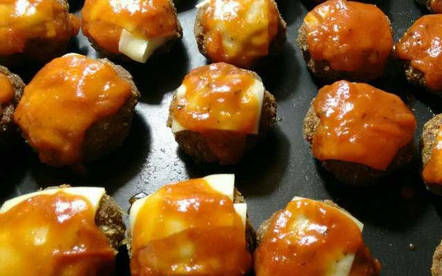 Carne moída à parmegiana