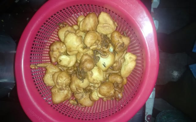 Bolinho de chuva muito simples e gostoso