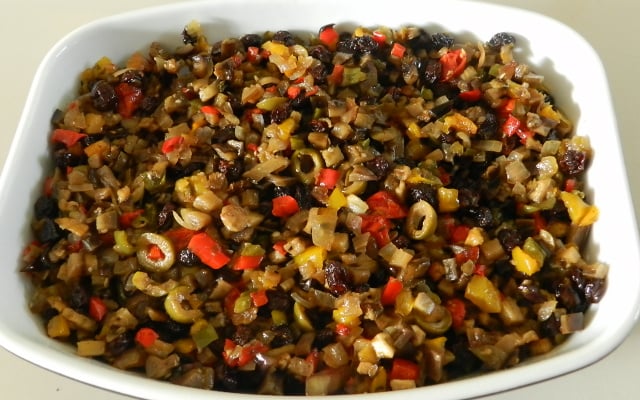 Antepasto de berinjela agridoce