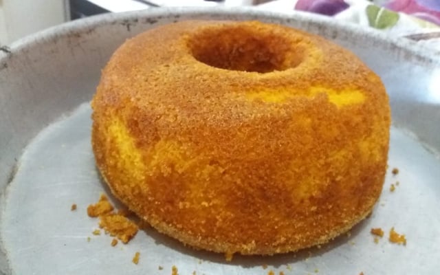 Bolo de cenoura sem glúten e sem lactose (fofinho)