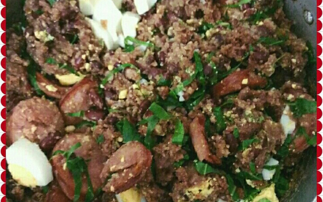 Feijão tropeiro rápido