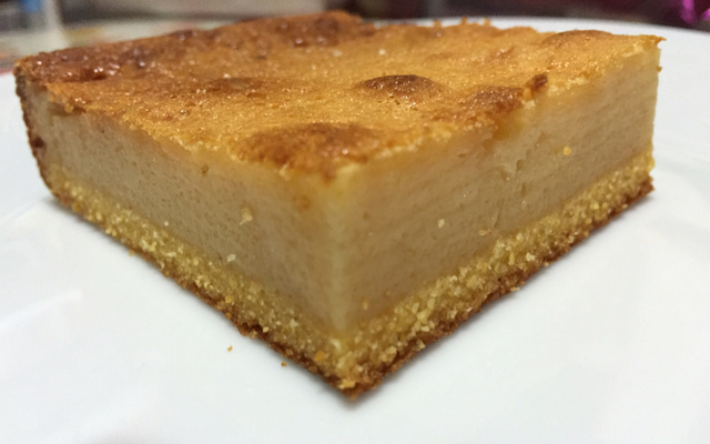 Bolo de fubá cremoso