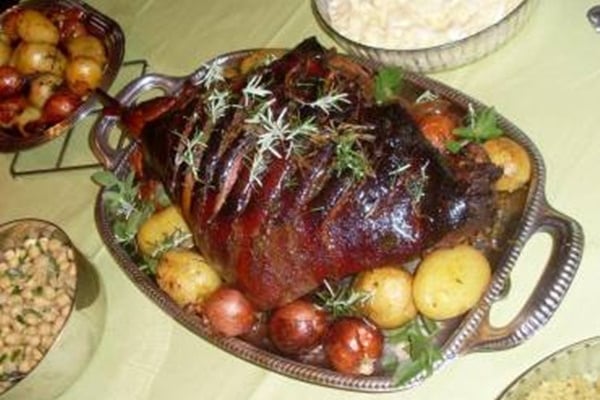 Javali ao hidromel inspirado na ilha de Lost