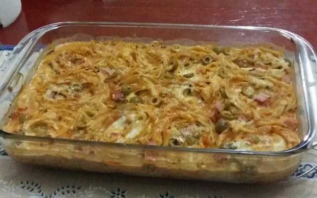Macarrão ninho ao forno