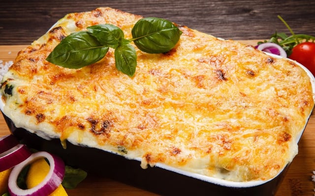 Lasanha de frango com molho branco no capricho