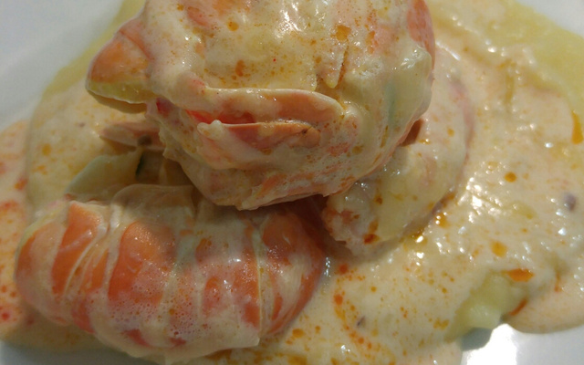 Lagostin ao requeijão
