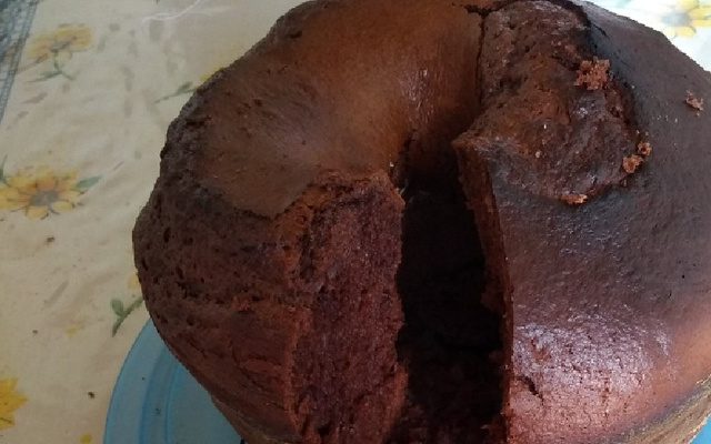 Bolo de chocolate simples