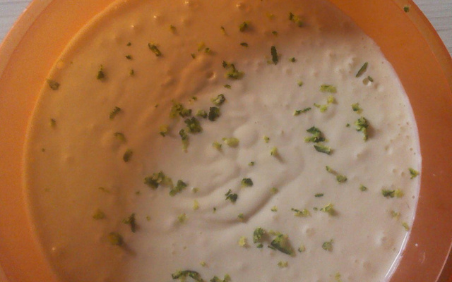 Mousse simples de limão