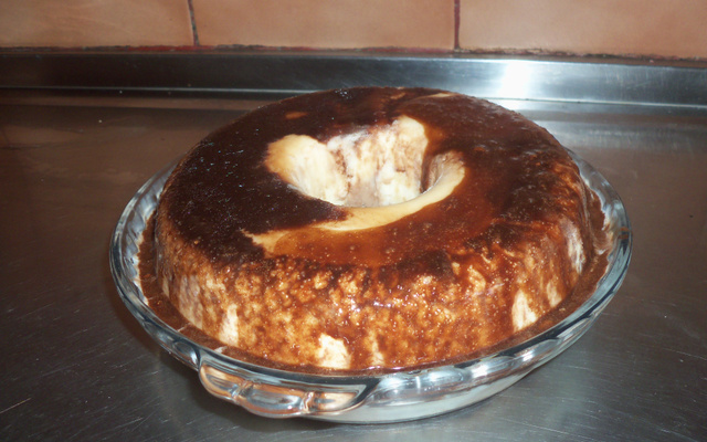 Sorvetão de macarujá com calda de chocolate