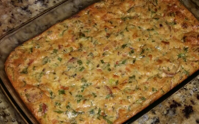 Omelete de forno com linguiça