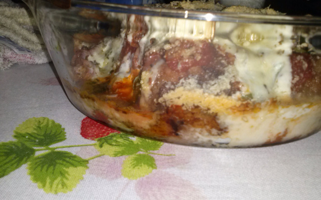 Almôndega à parmegiana (porpeta)