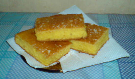 Bolo de milho feito com cuscuz