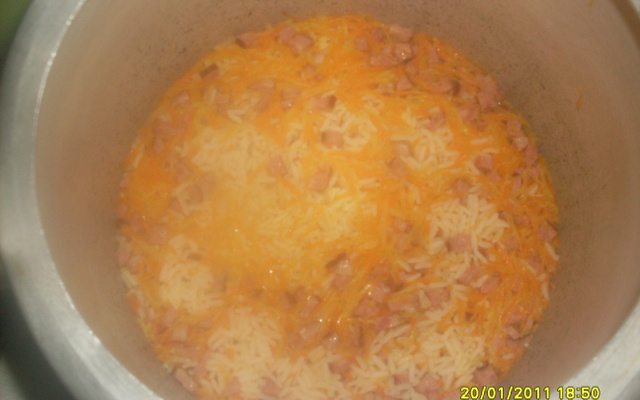 Arroz na panela de pressão