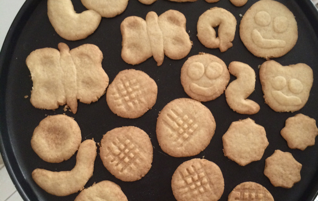 Biscoitos amanteigados