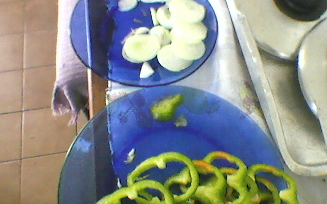 Peixe ao molho de tomate e leite de coco