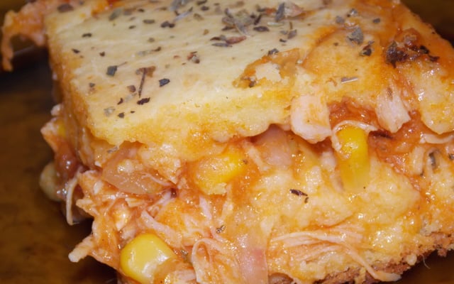 Torta de milho com frango